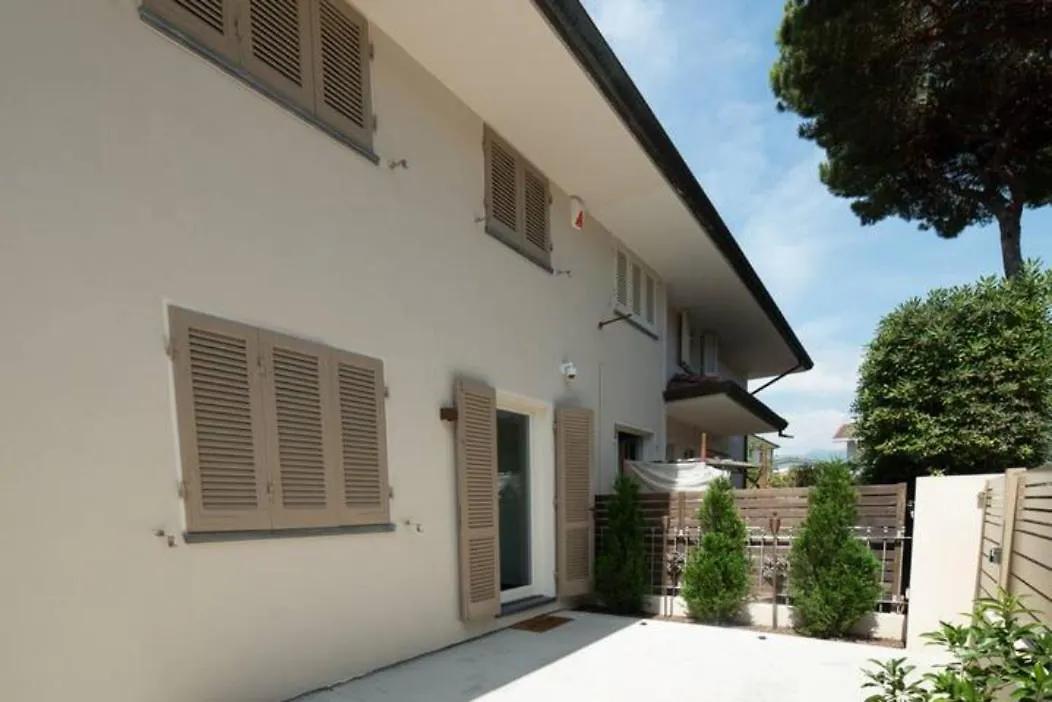 Villa Costa Fiorita Lido Di Camaiore